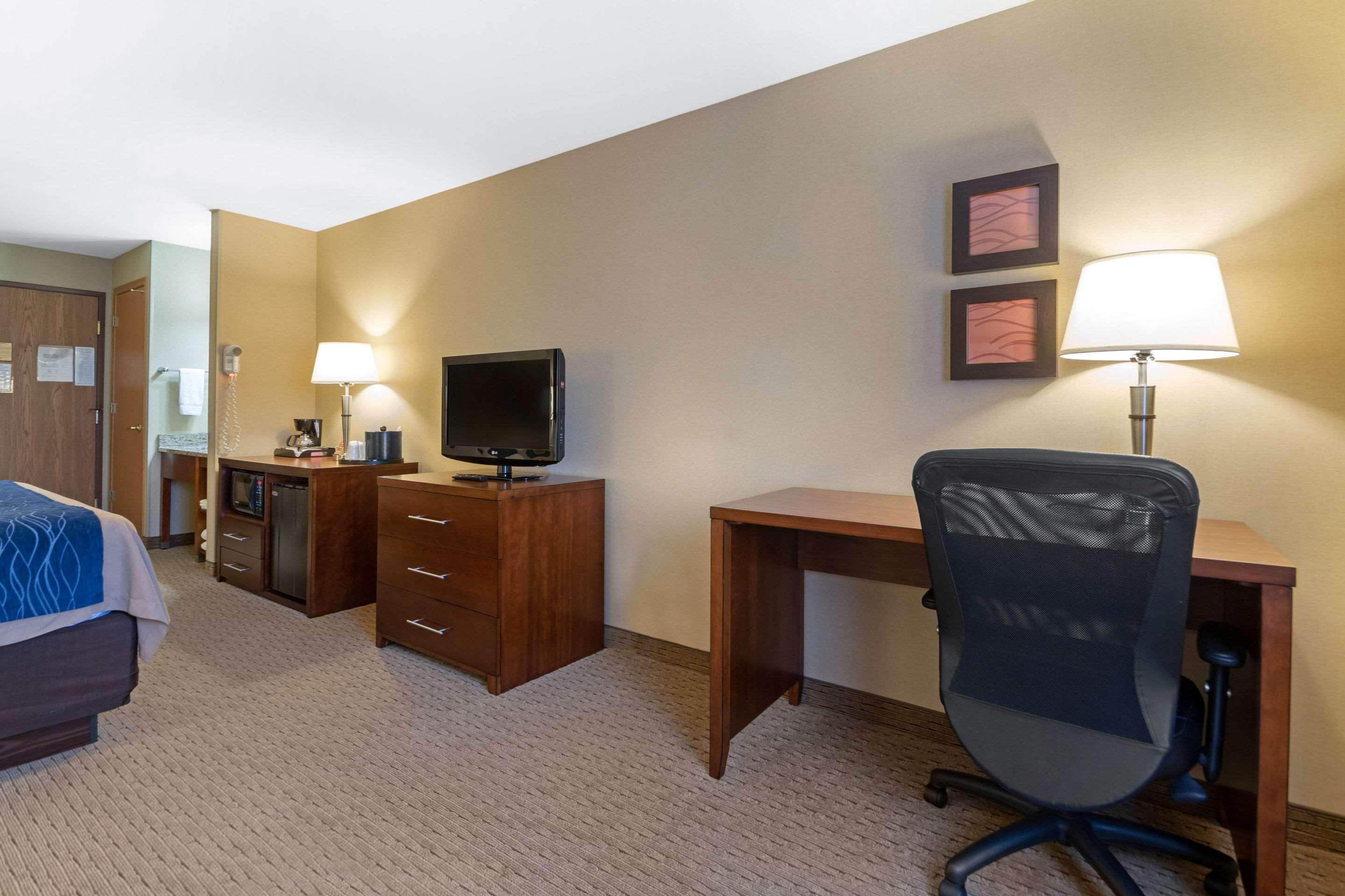 Comfort Inn Iron Mountain Dış mekan fotoğraf