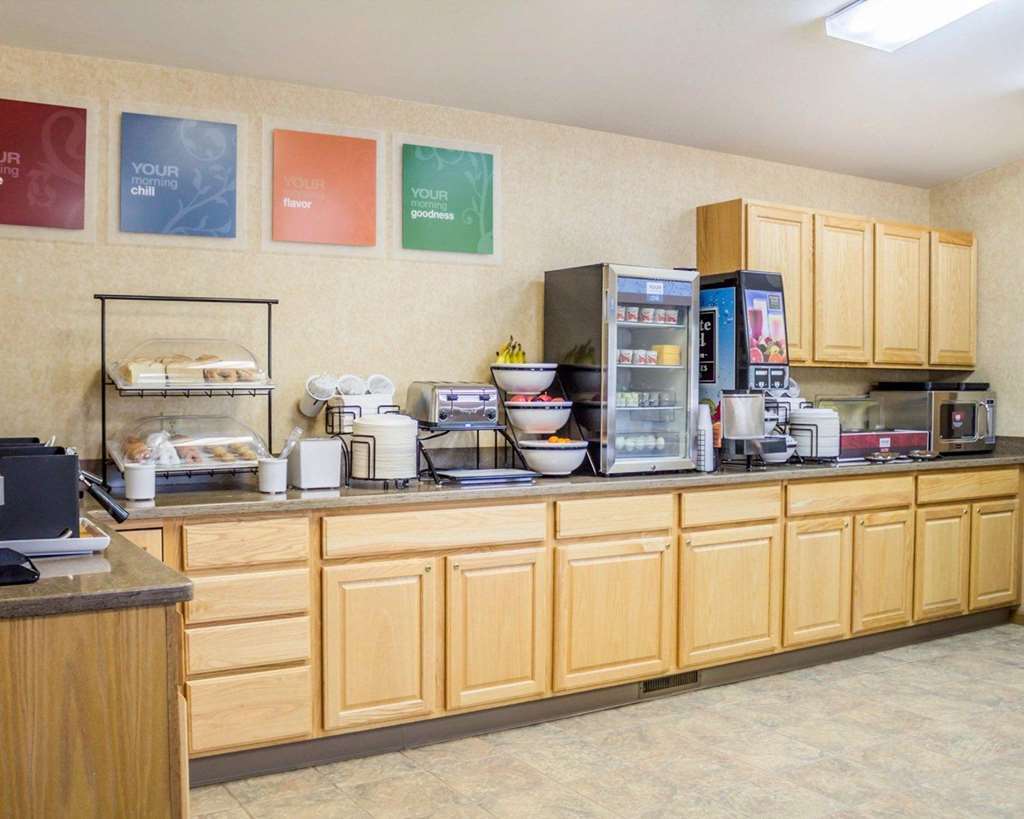 Comfort Inn Iron Mountain Restoran fotoğraf