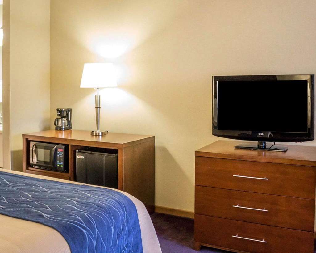 Comfort Inn Iron Mountain Oda fotoğraf