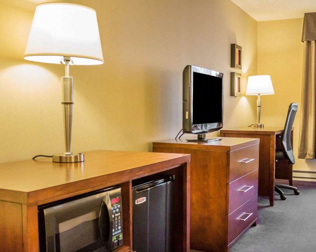 Comfort Inn Iron Mountain Oda fotoğraf